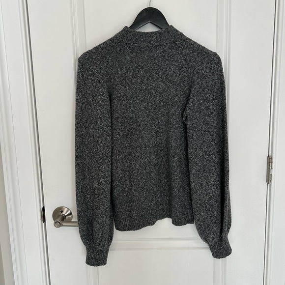 Marled Gray Mock Neck Sweater with Balloon Sleeves - Picture 4 of 4